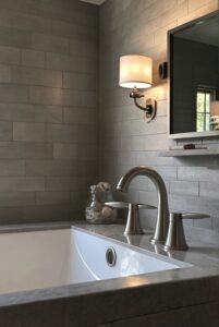 Read more about the article What are the advantages of using an integrated sink with a seamless design in the bathroom?